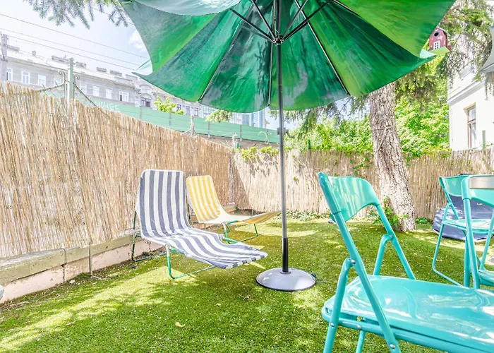 Cozy Danube With Garden Access & 15 Min To Center *